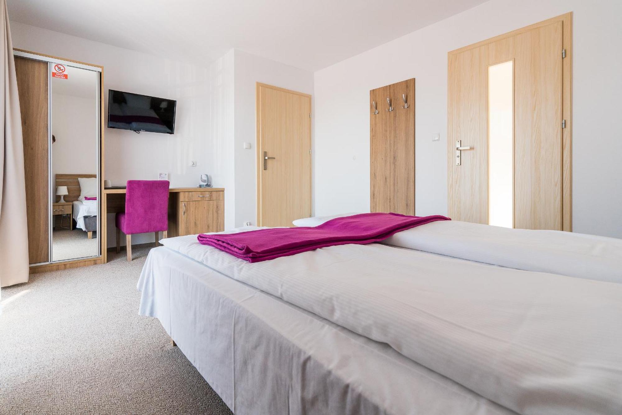 Magnolia Pokoje I Apartamenty Debki Dębki Exterior foto