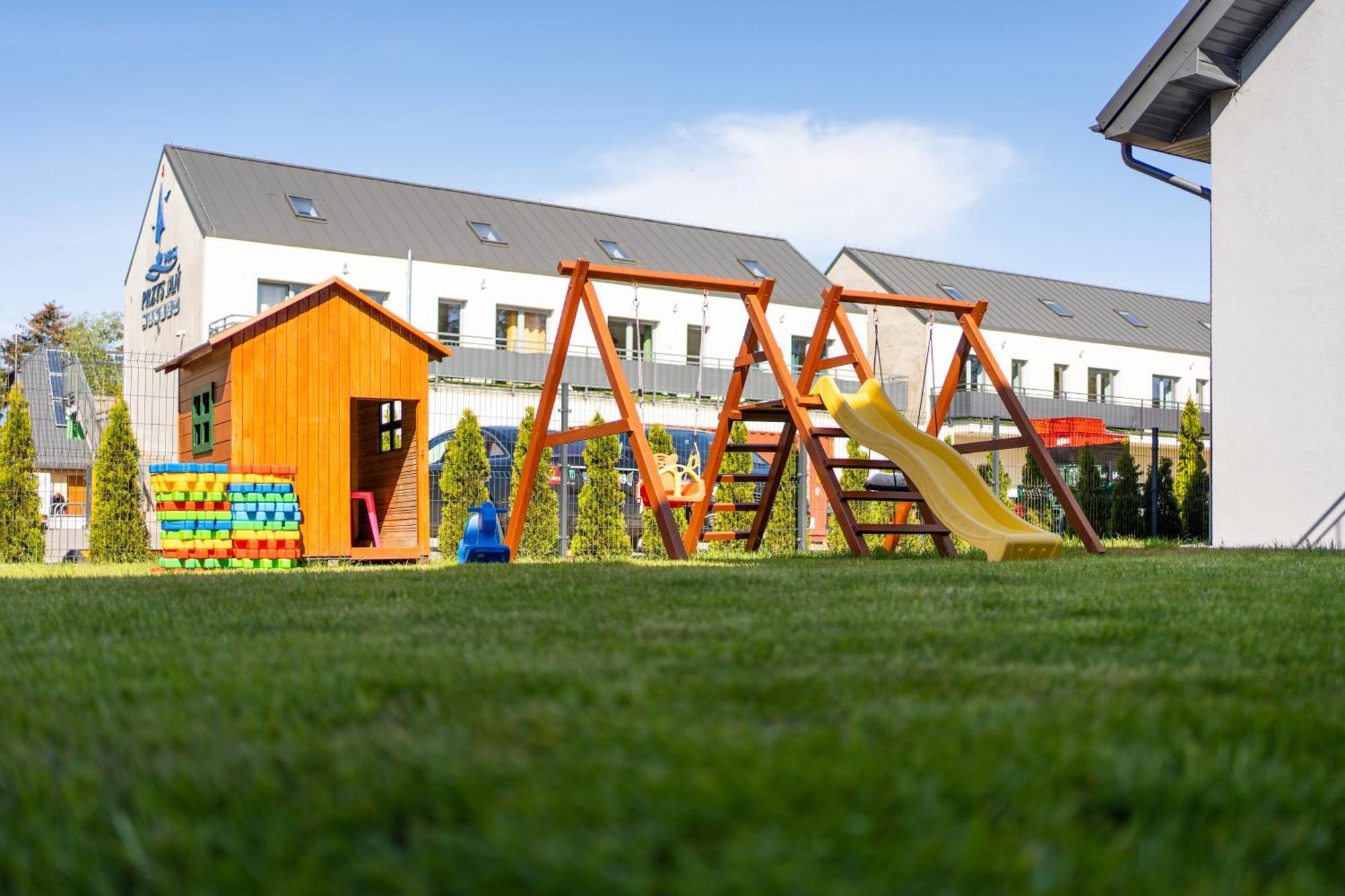 Magnolia Pokoje I Apartamenty Debki Dębki Exterior foto