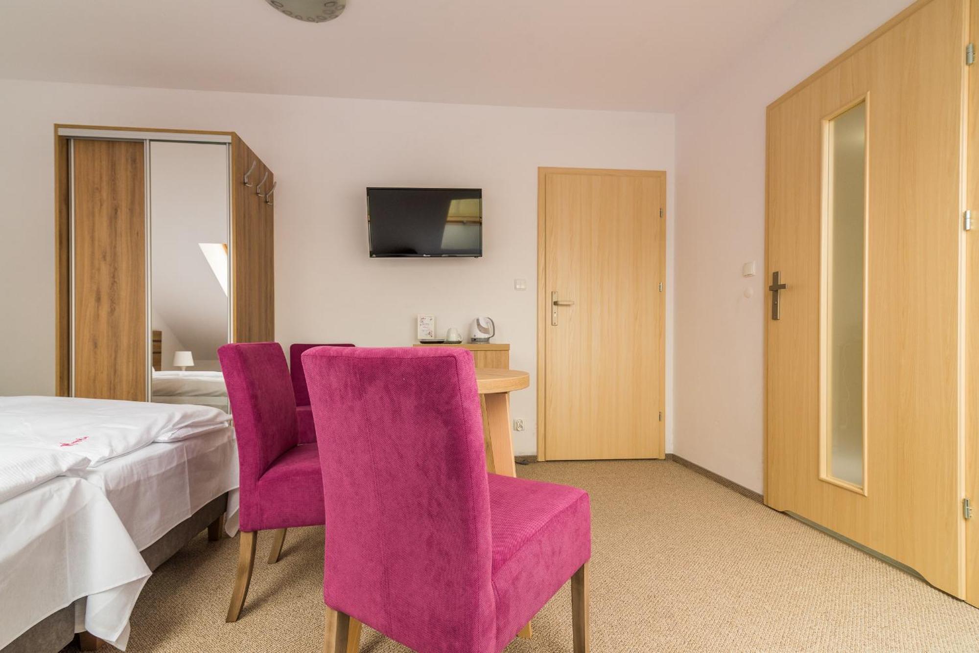 Magnolia Pokoje I Apartamenty Debki Dębki Exterior foto