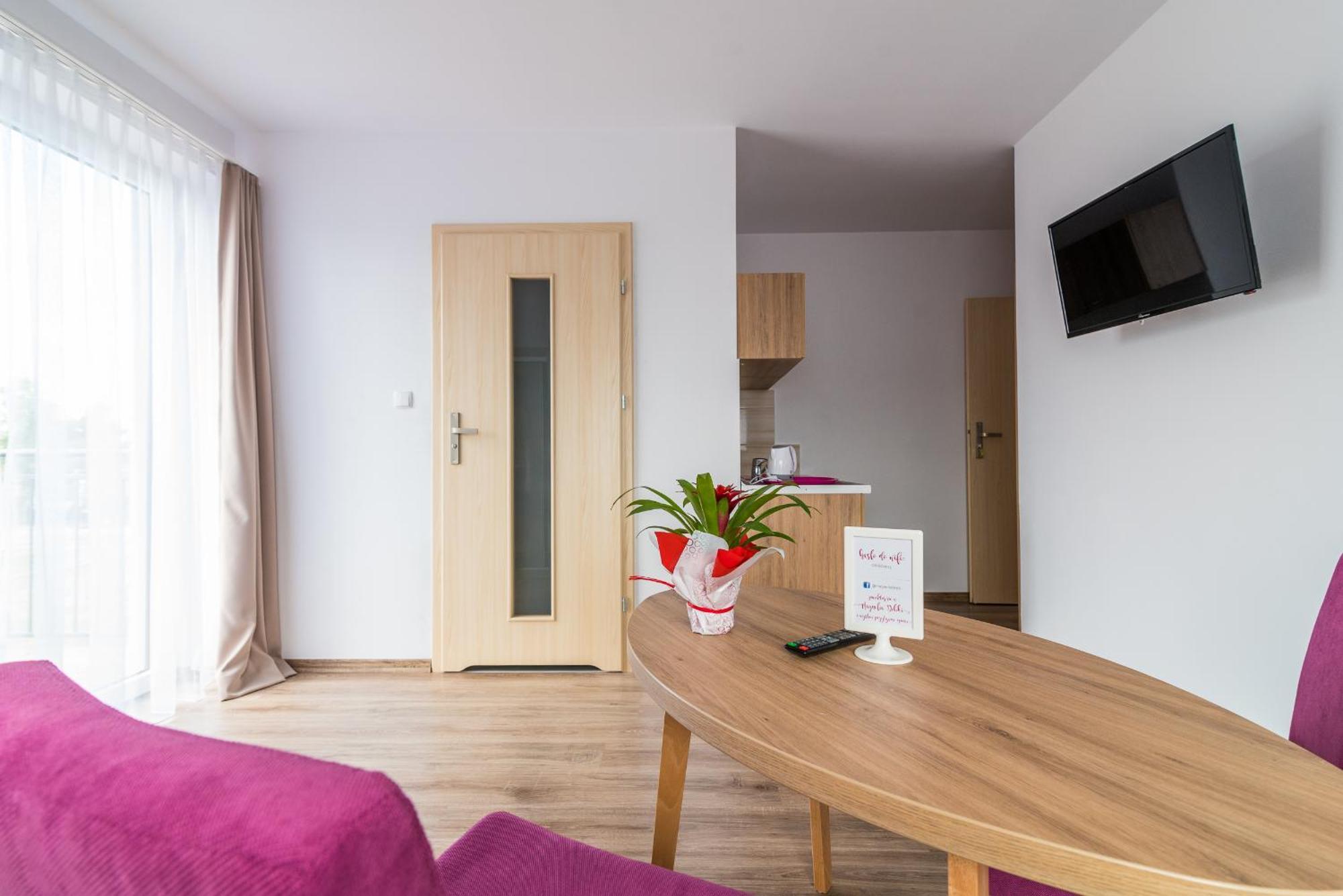 Magnolia Pokoje I Apartamenty Debki Dębki Exterior foto
