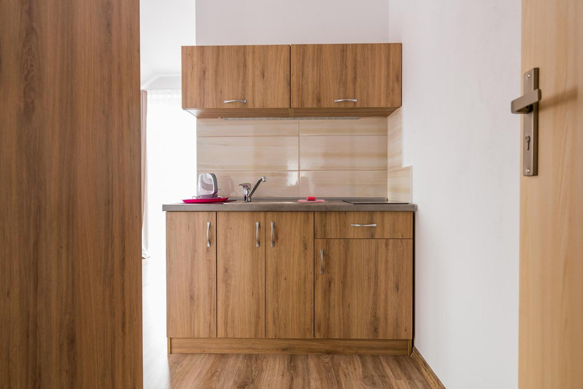 Magnolia Pokoje I Apartamenty Debki Dębki Exterior foto