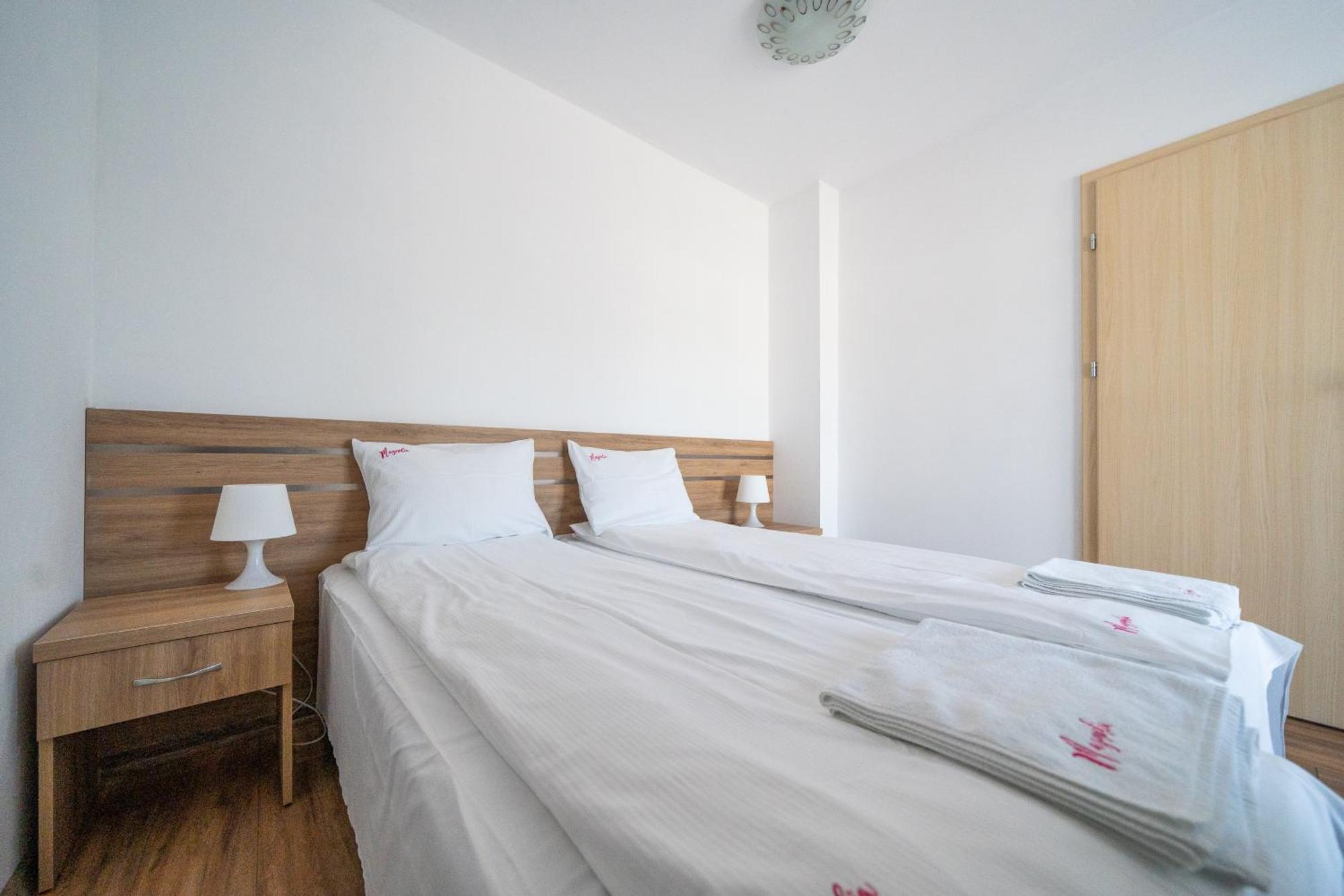 Magnolia Pokoje I Apartamenty Debki Dębki Exterior foto