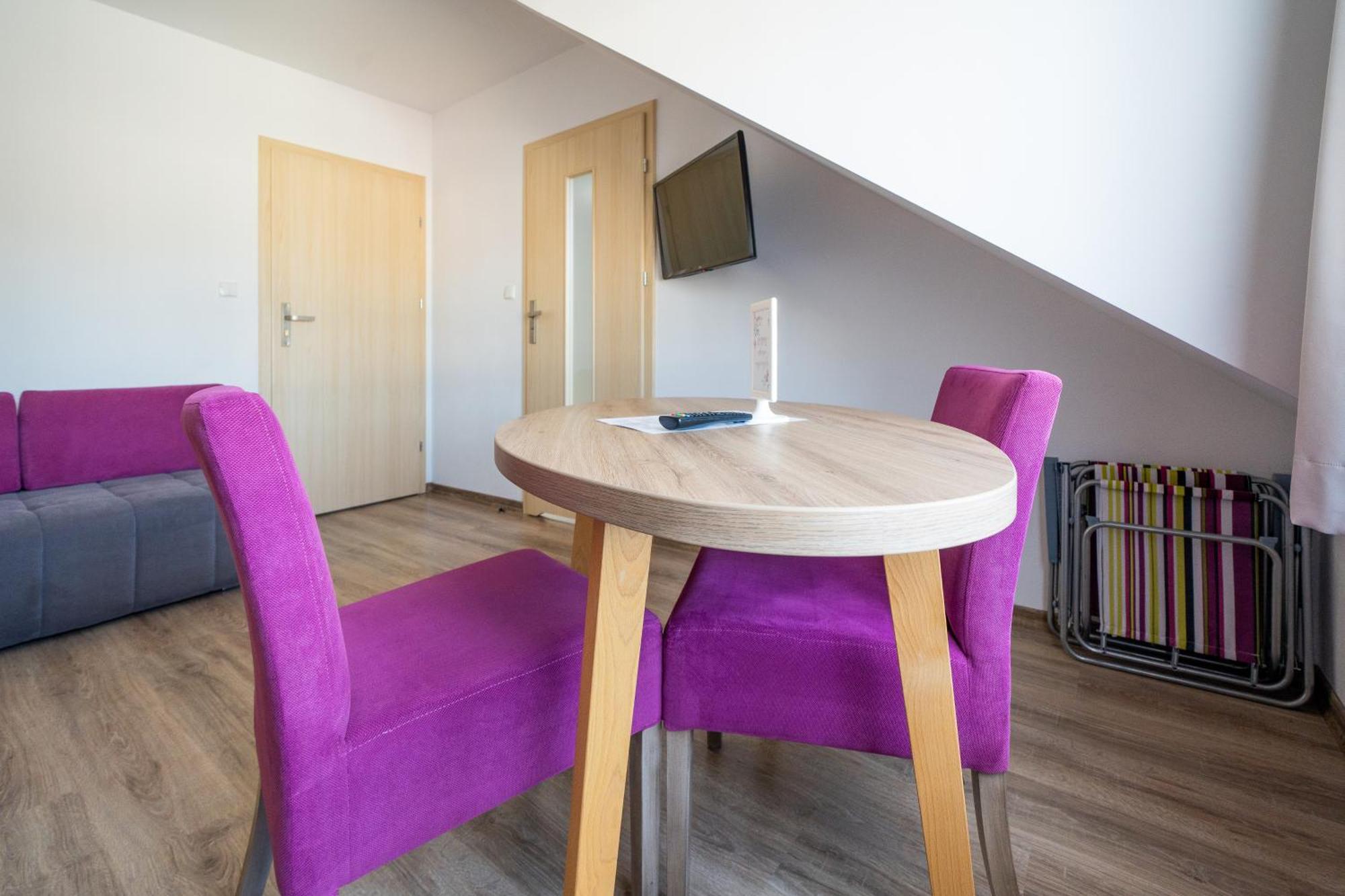 Magnolia Pokoje I Apartamenty Debki Dębki Exterior foto